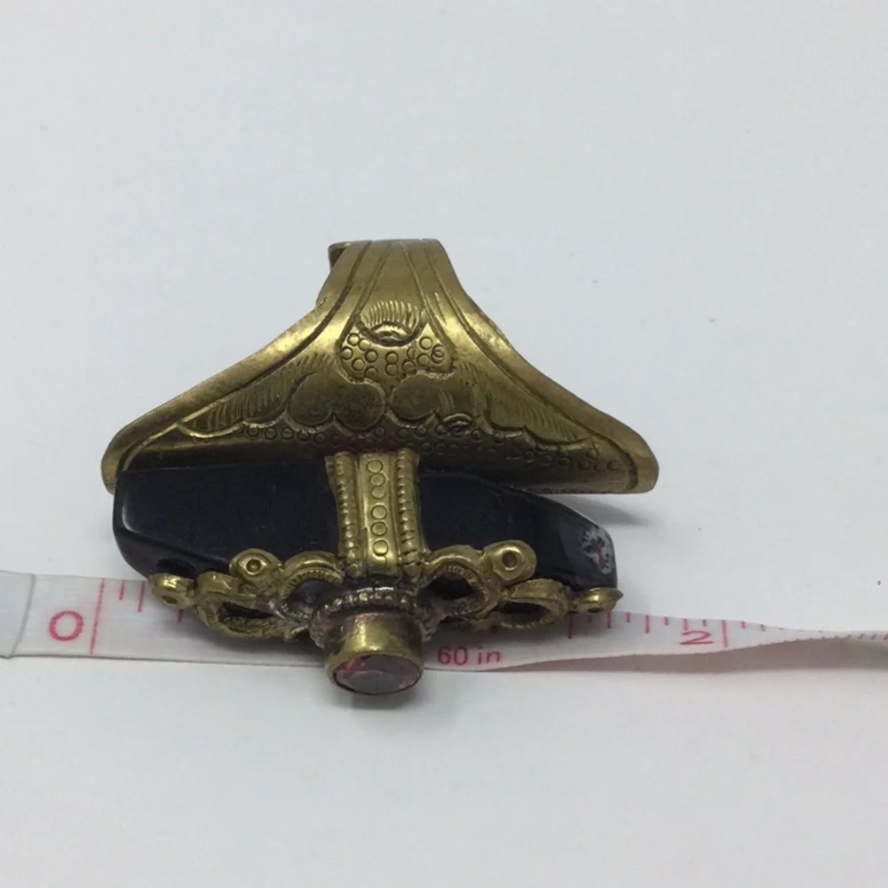 Unusual Tibetan Genuine Black Onyx - Picture 7 of 7